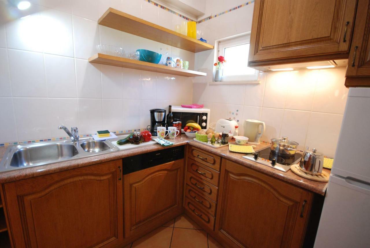 Eber - Independent 1 & 2 Bedroom Apartments, Pool, Air Con, Fast Wi-fi, Near Old Town Of And Beaches Apartamento Albufeira